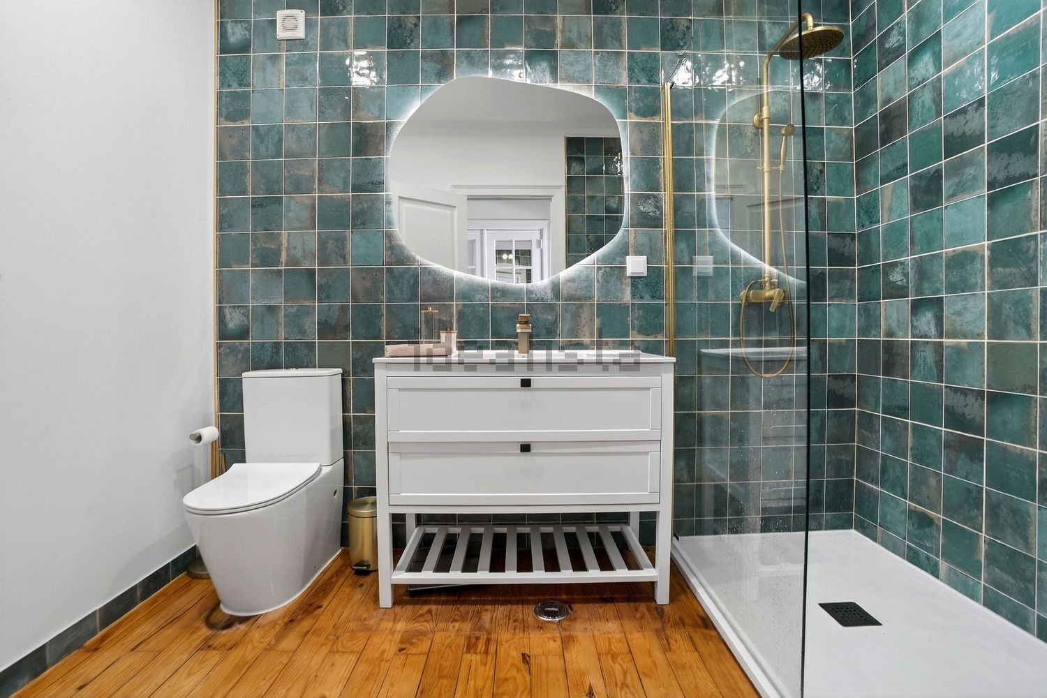 复式公寓出售在Rua Gilberto Rola - 卫生间