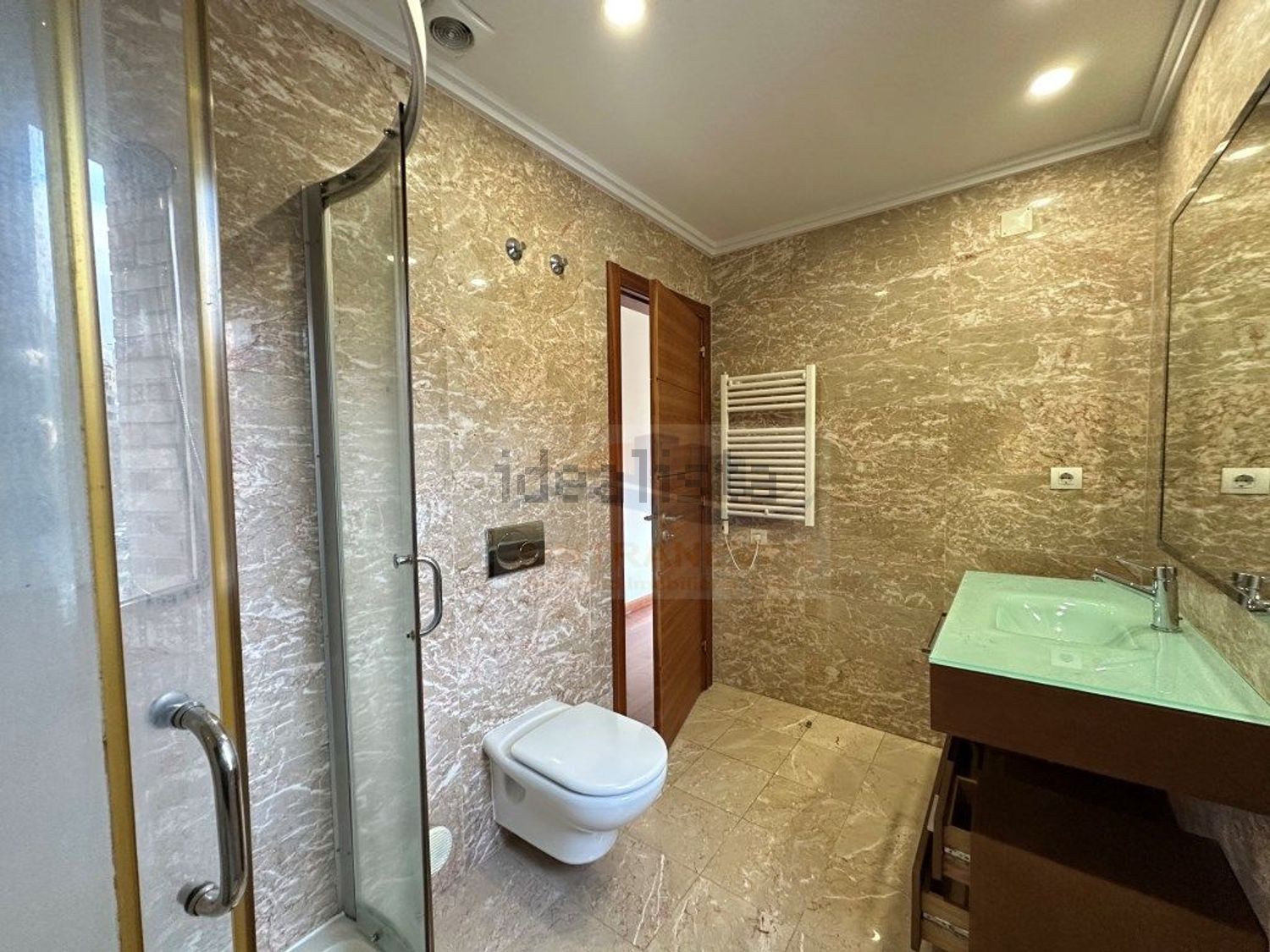 出租公寓 t4在Casal de São Brás - Vila Chã - 卫生间