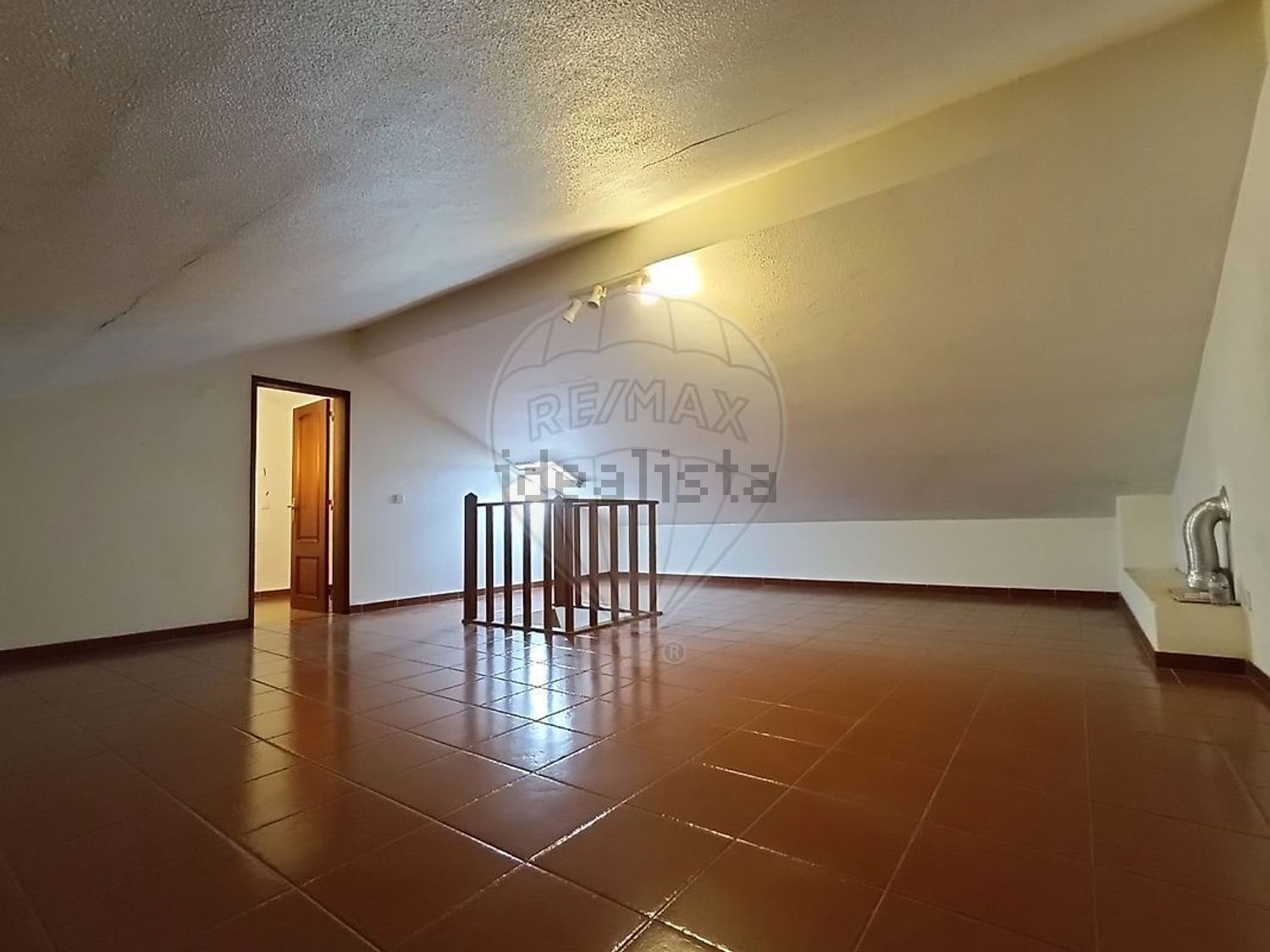 出租小楼房或独栋别墅在Rua José Malhoa - 居住