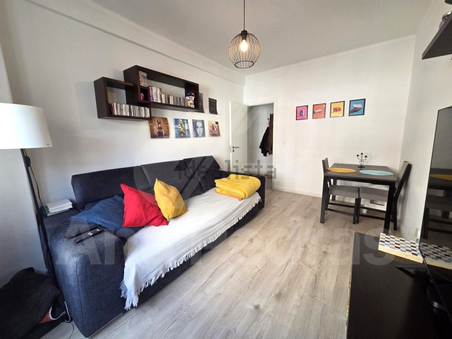 出租公寓 t2在Alto do Seixalinho - 客厅