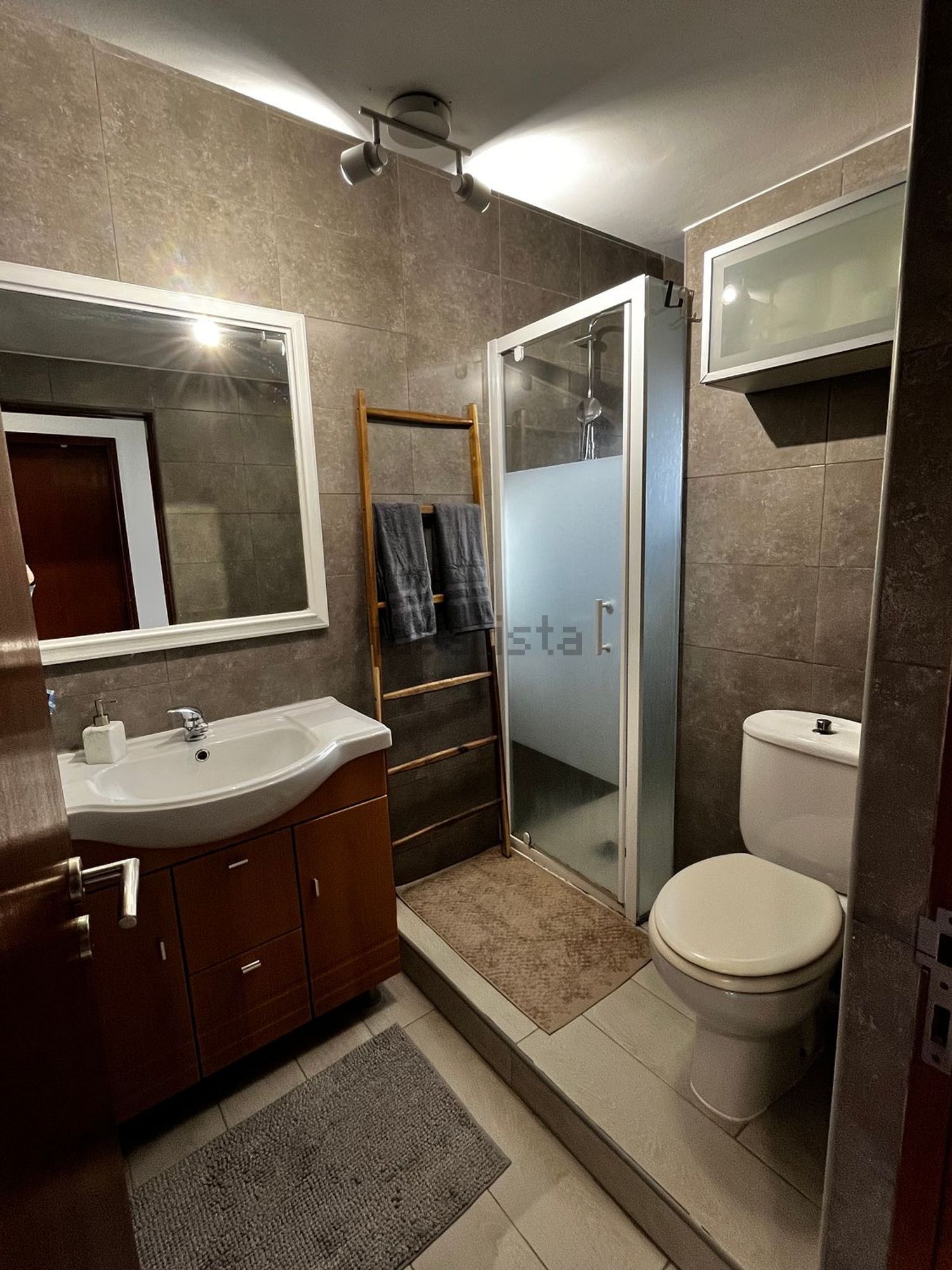 出租房间在Largo 1º de Maio, 2 n - 厨房