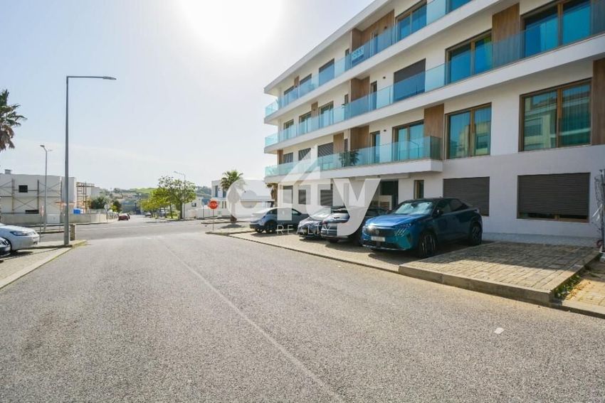 公寓 t3出售在Rua Doutor Sabino Galrão