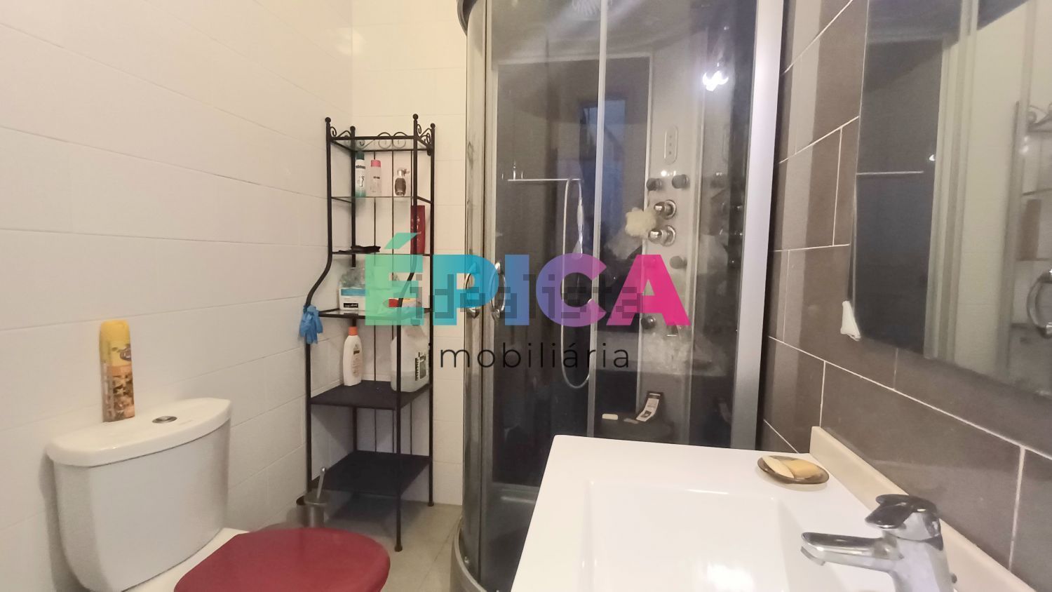 复式公寓出售在Rua Diu, 1 - 卫生间