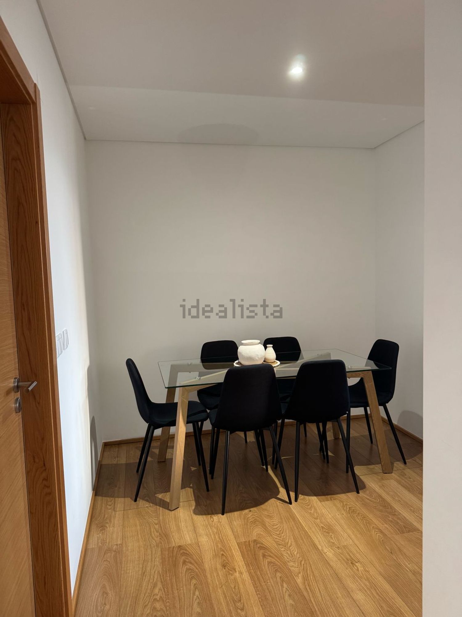 出租公寓 t2在Alameda Dom João II, 49 - 餐厅