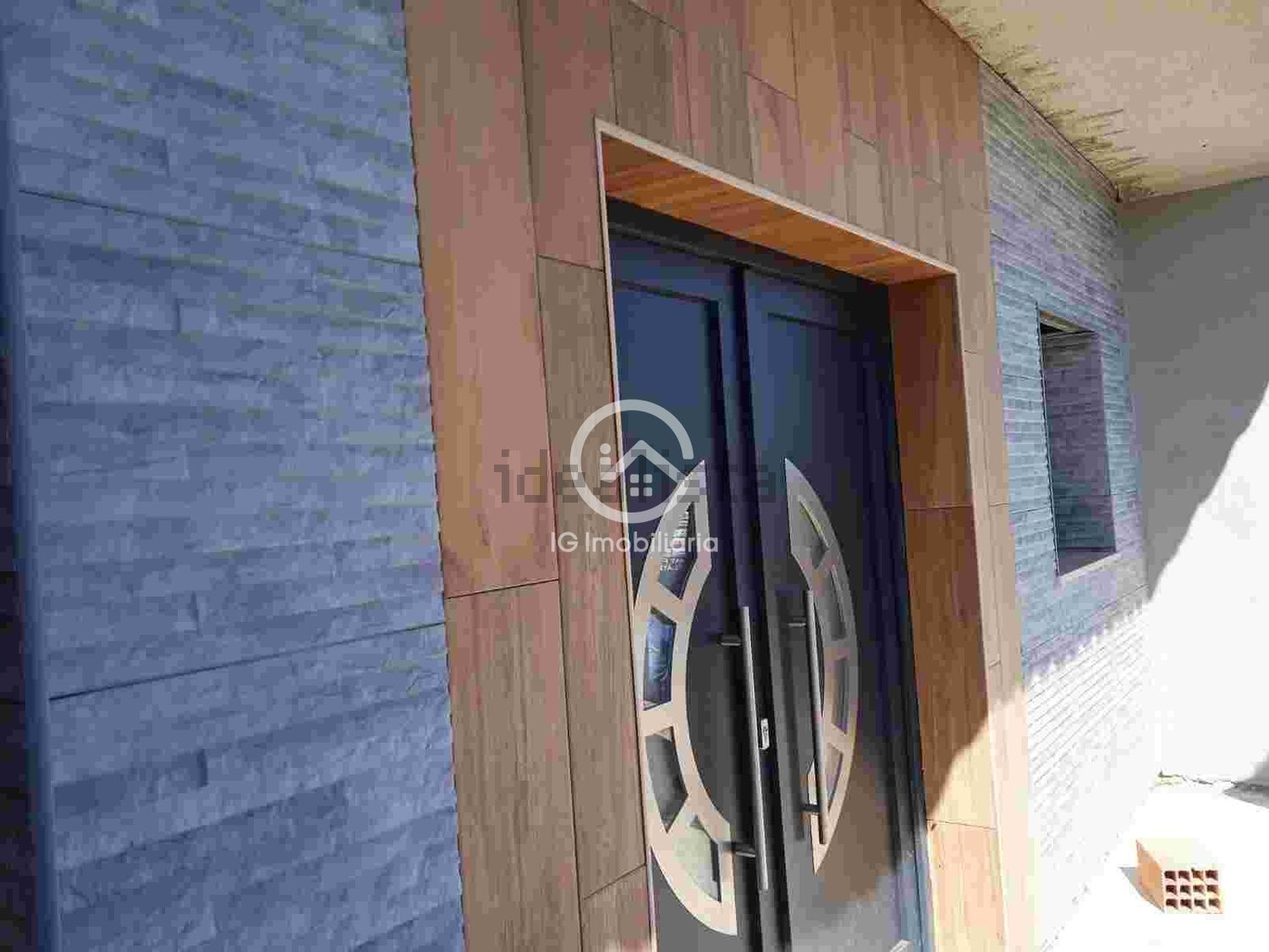 小楼房或独栋别墅出售在Centro - 照片