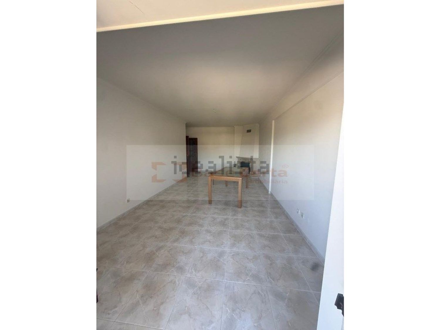 出租公寓 t3在Rua José Nogueira Vaz - 过道