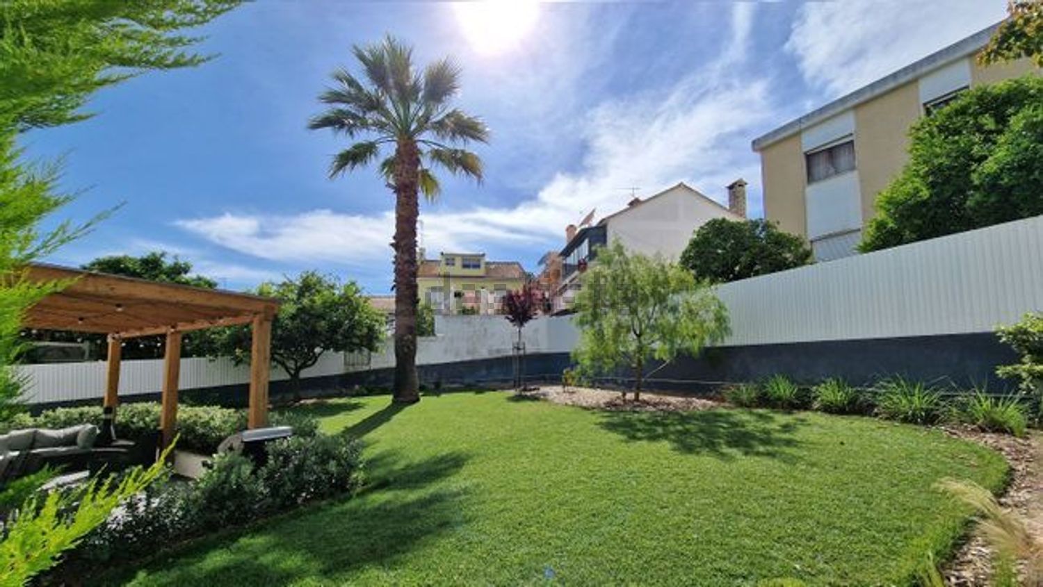 联排别墅出售在Rua da Madressilva - 花园