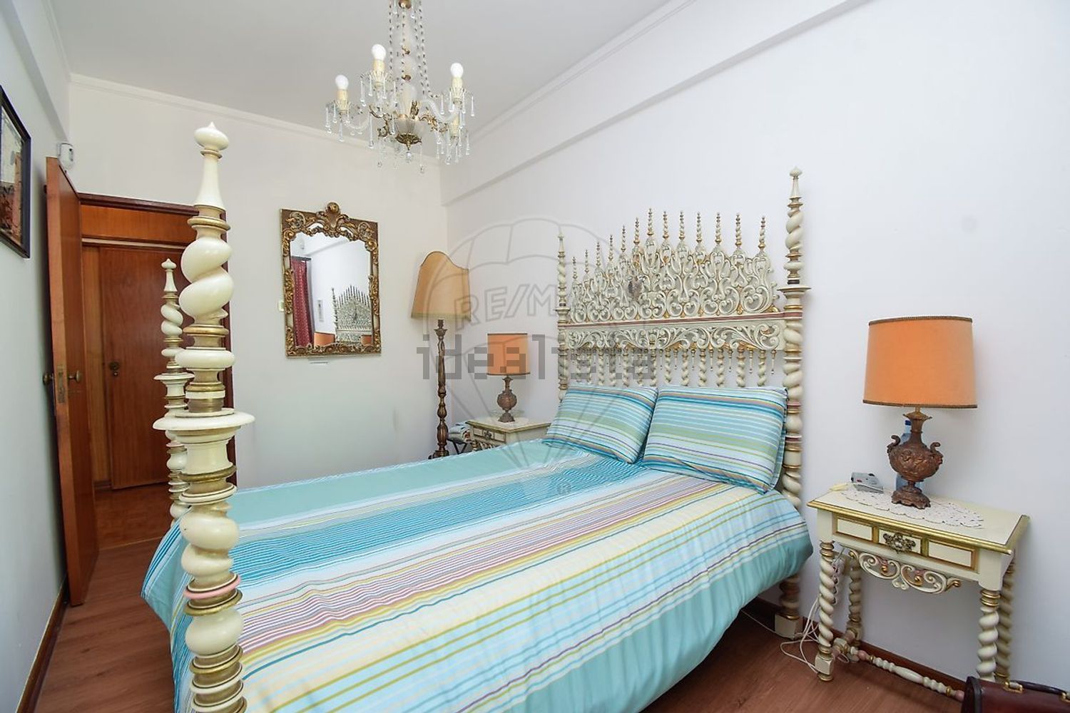 公寓 t3出售在Rua Professor Reinaldo dos Santos - 卧室