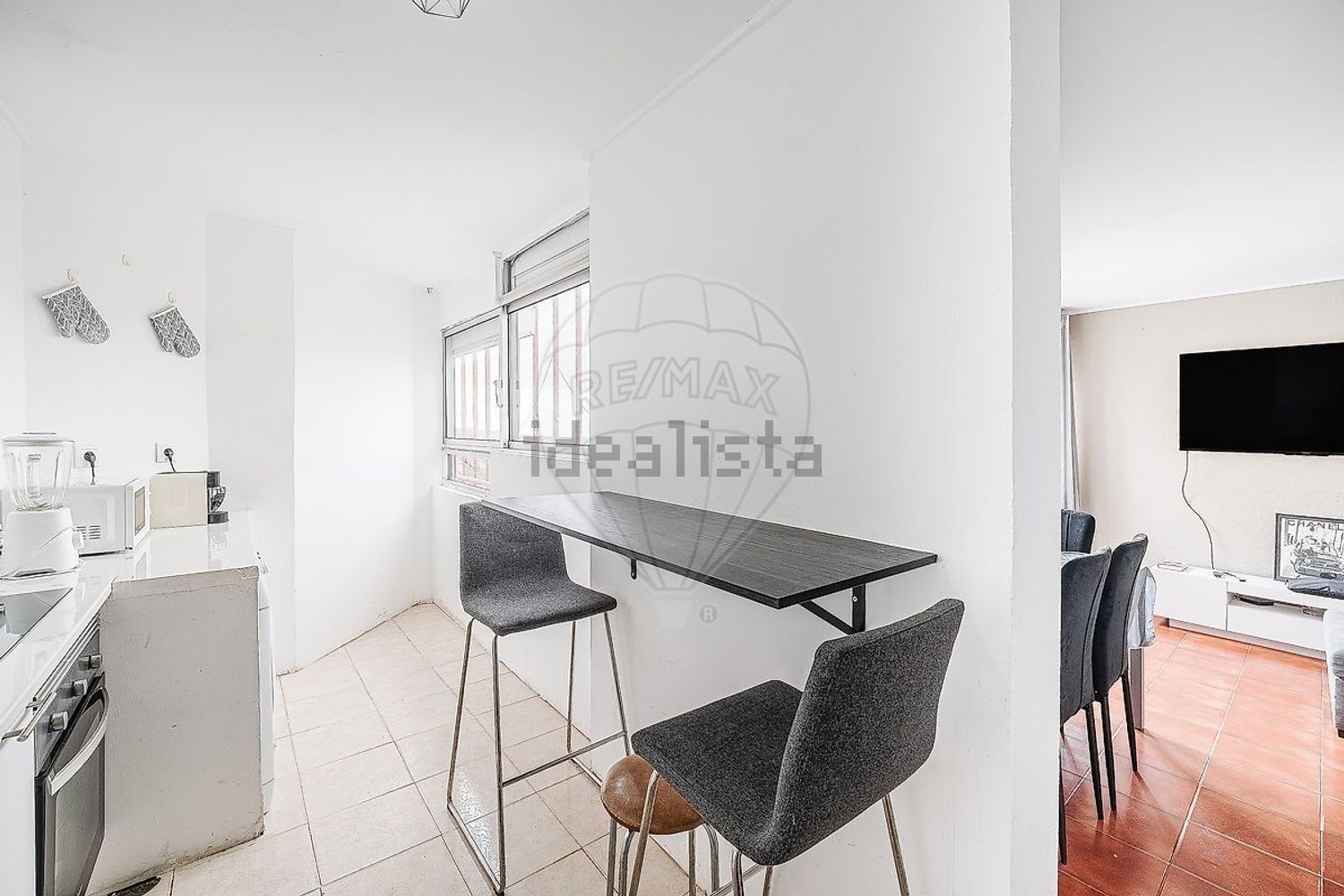 公寓 t2出售在Avenida Afonso Costa - 客厅