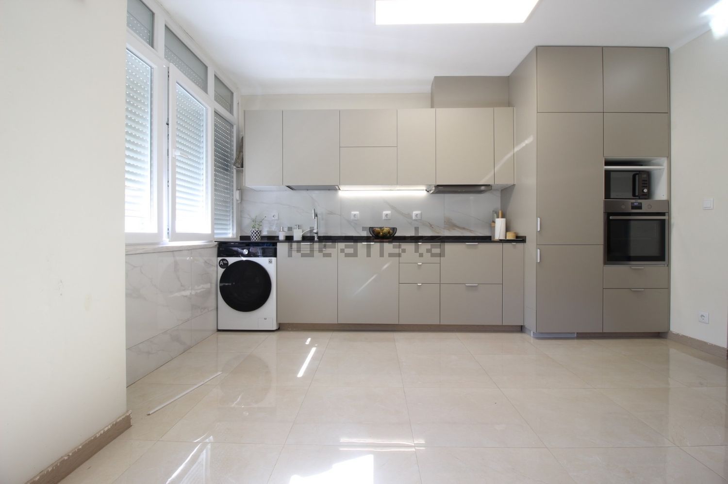 公寓 t2出售在Praça São Bartolomeu, 6 - 厨房