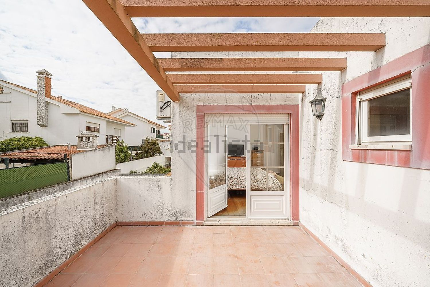 小楼房或独栋别墅出售Urbanização Quinta Tomé Dias - 阳台