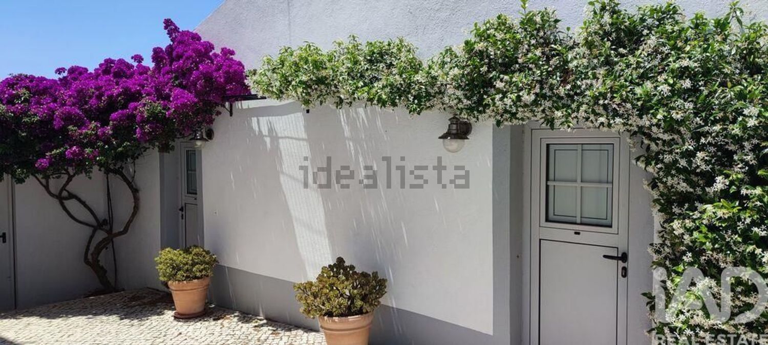 小楼房或独栋别墅出售在Lamas e Cercal - 外立面