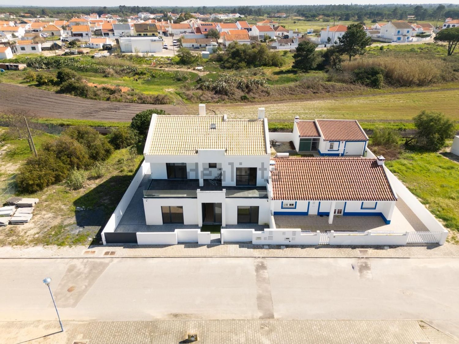 联排别墅出售在Rua do Pinhal - 外立面