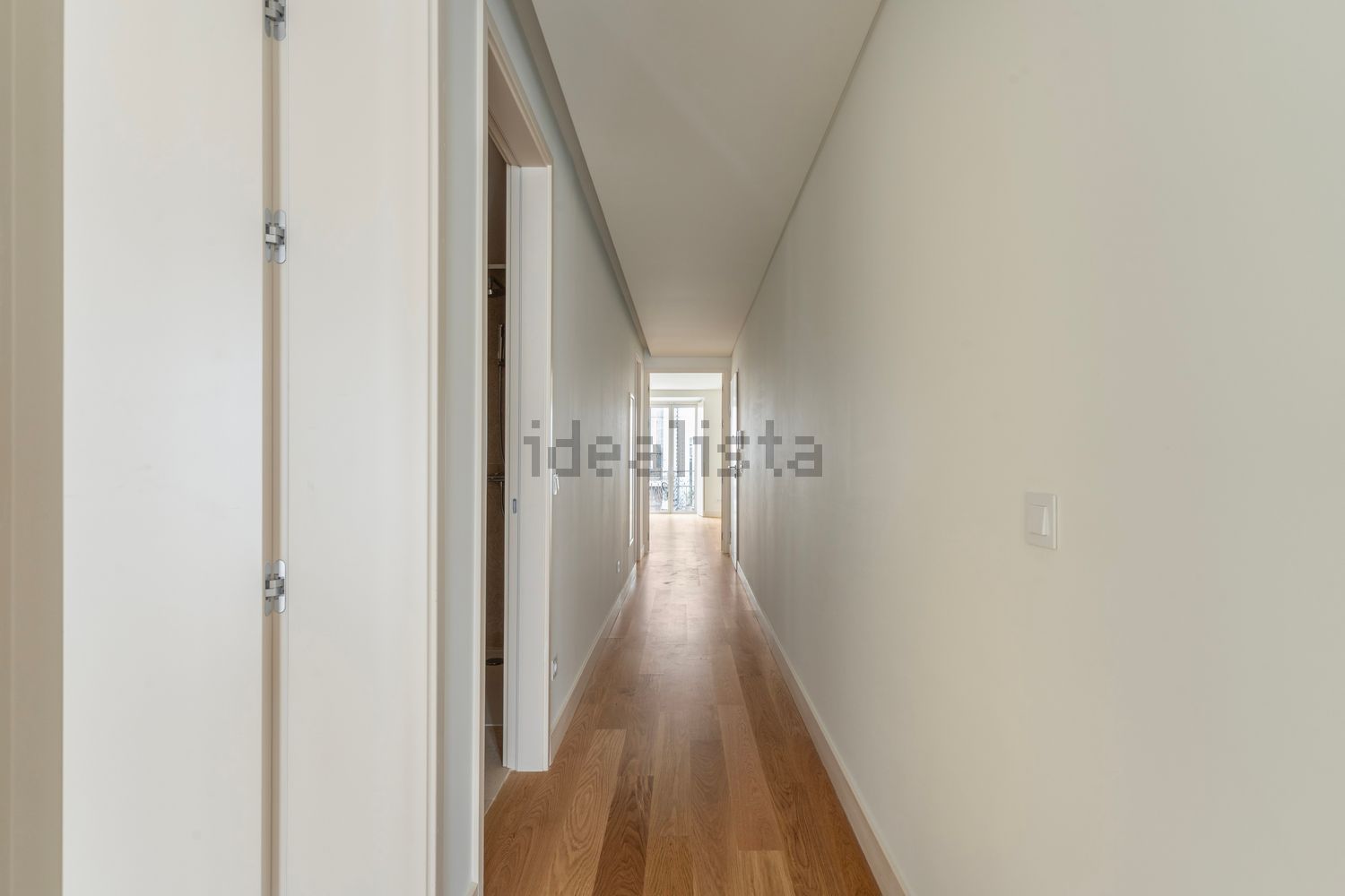 出租公寓 t2在Rua de São Bento, 19 - 过道