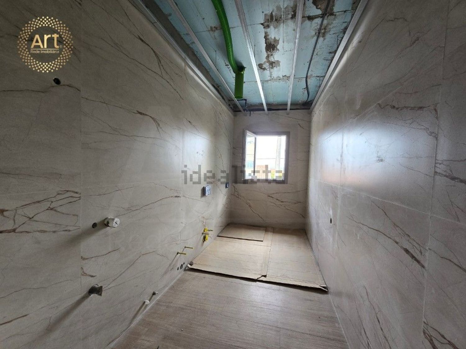 小楼房或独栋别墅出售在Avenida Principal - 卫生间