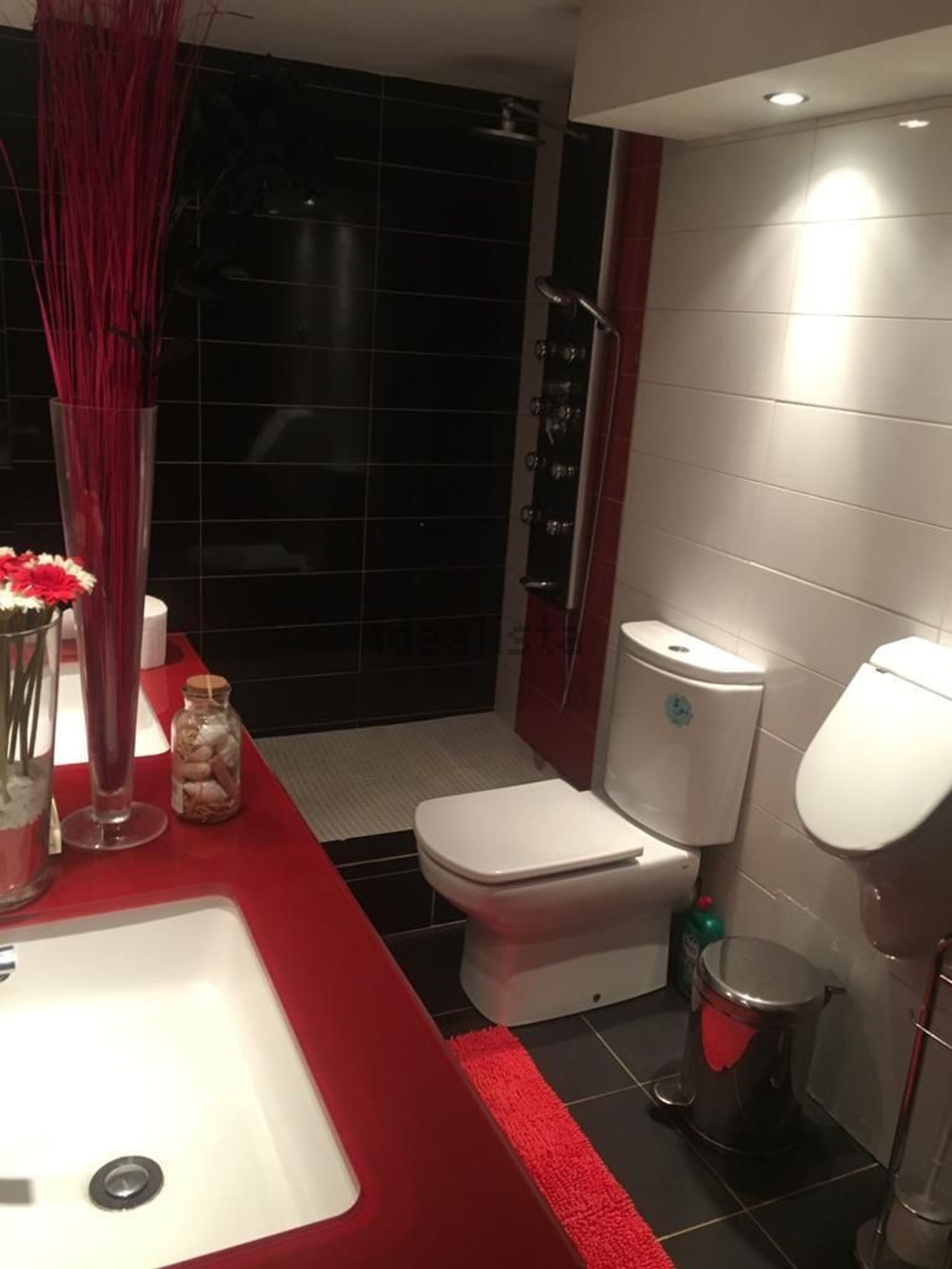 小楼房或独栋别墅出售在Porto Salvo - 卫生间