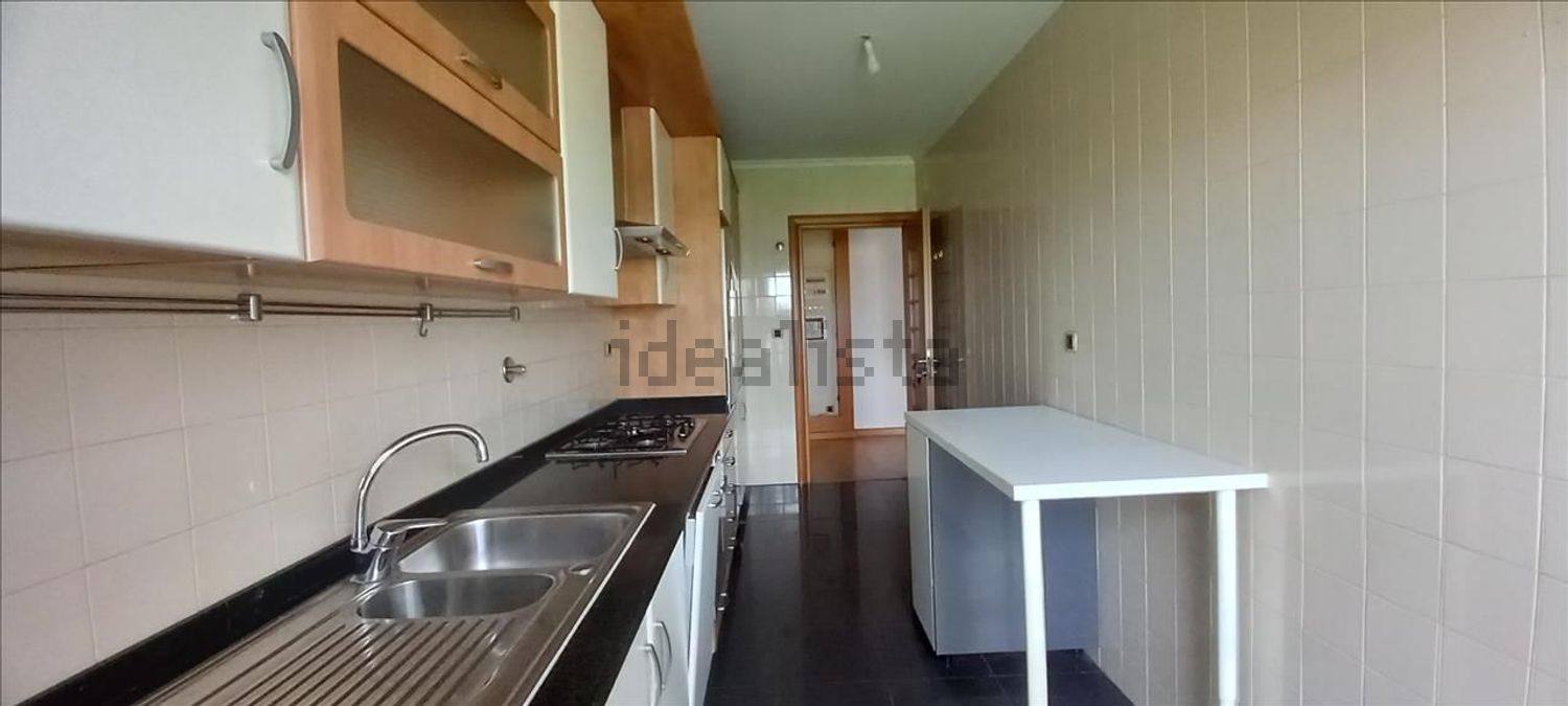 公寓 t1出售在Avenida Cidade de Bratislava - 厨房