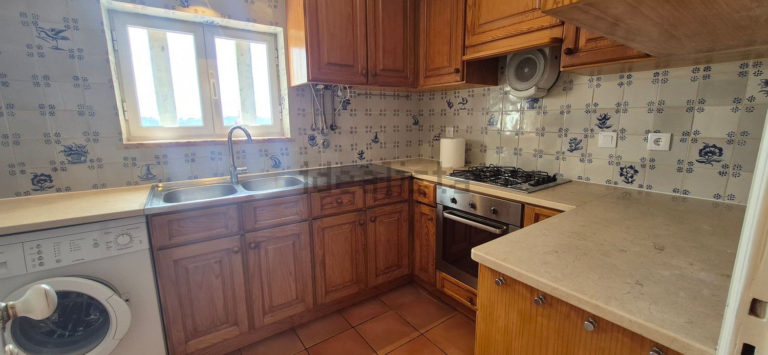 出租顶层公寓在Rua Ribeiro Sanches - 厨房