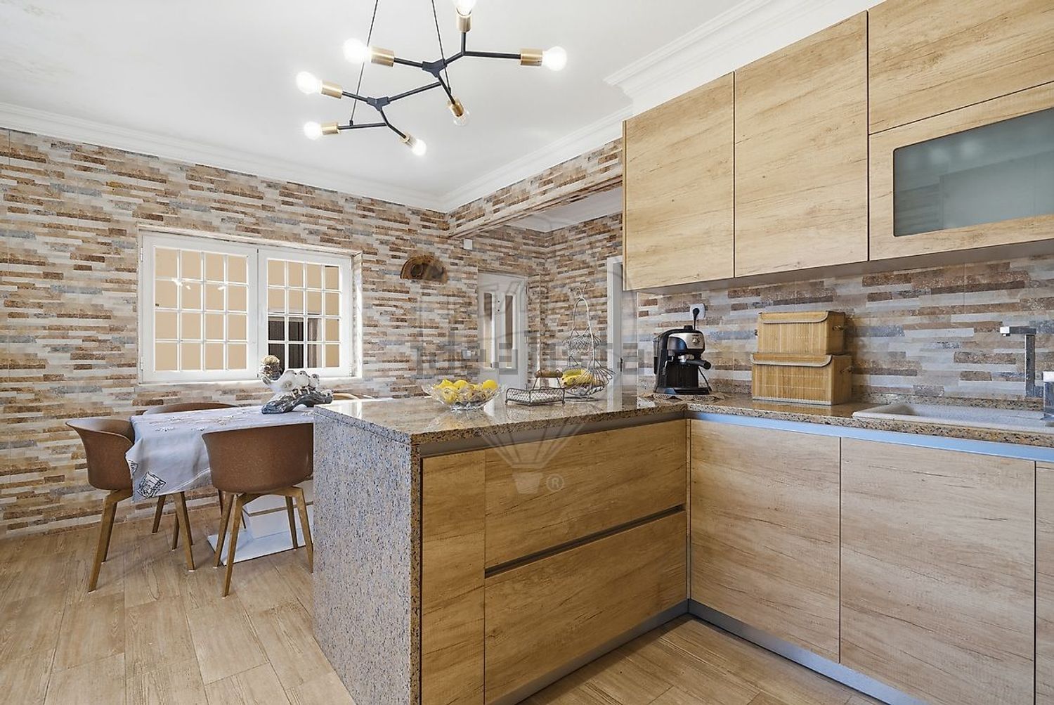 小楼房或独栋别墅出售在São Quintino - 厨房