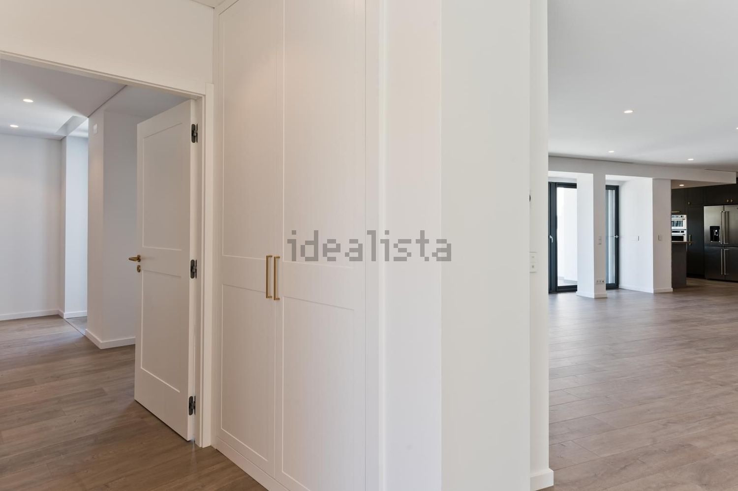 出租小楼房或独栋别墅在Rua Barruncheira - 过道