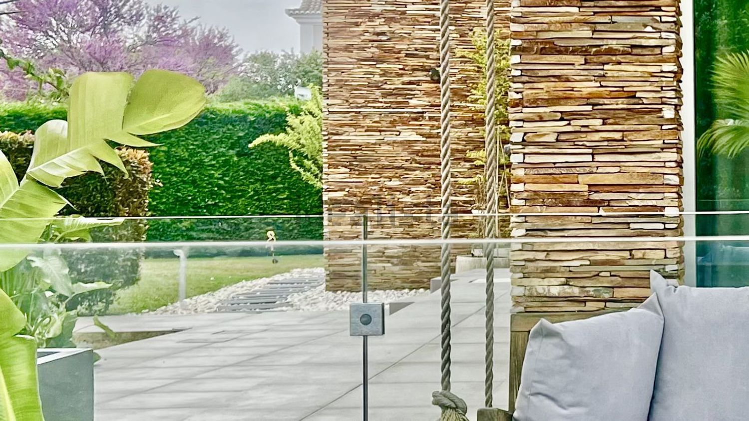 小楼房或独栋别墅出售在Rua Mato das Cruzadas - 花园