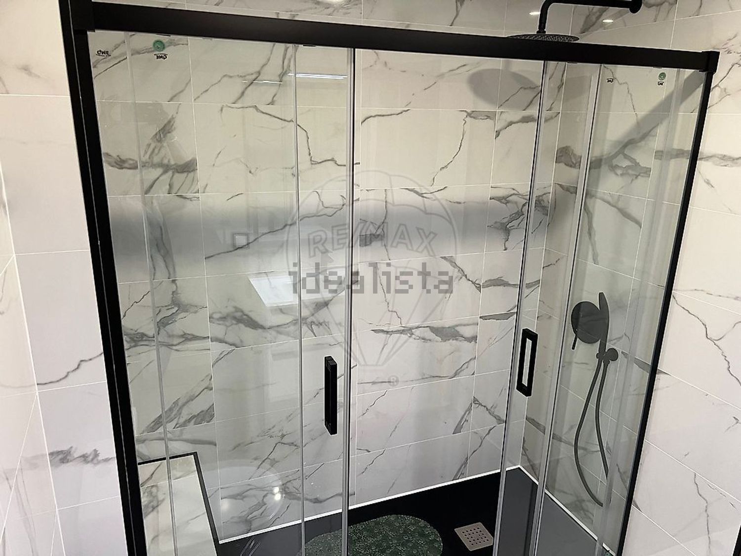 公寓 t2出售在Rua Vieira da Silva - 卫生间