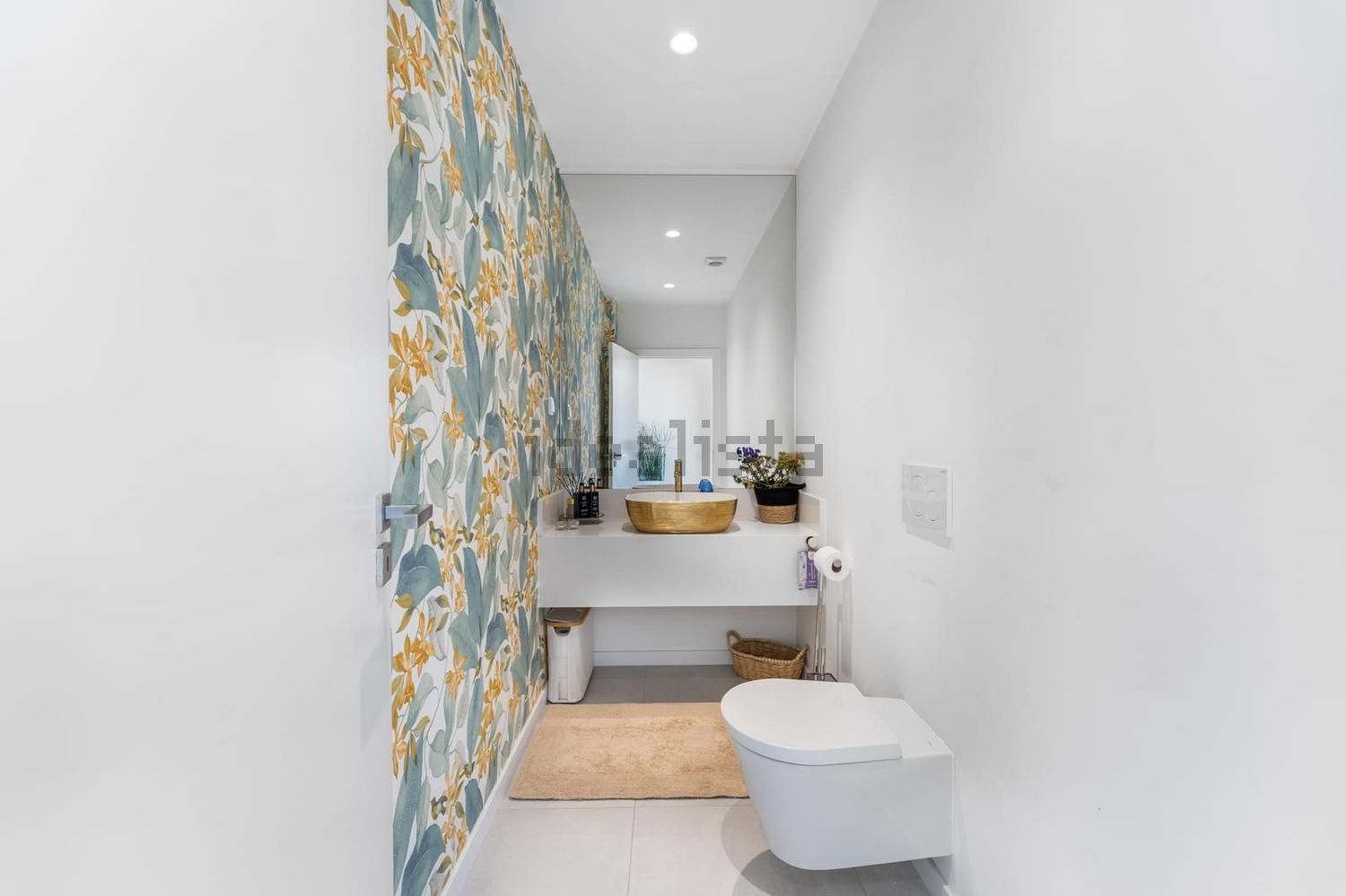 小楼房或独栋别墅出售在Rua Piteira Santos - 卫生间