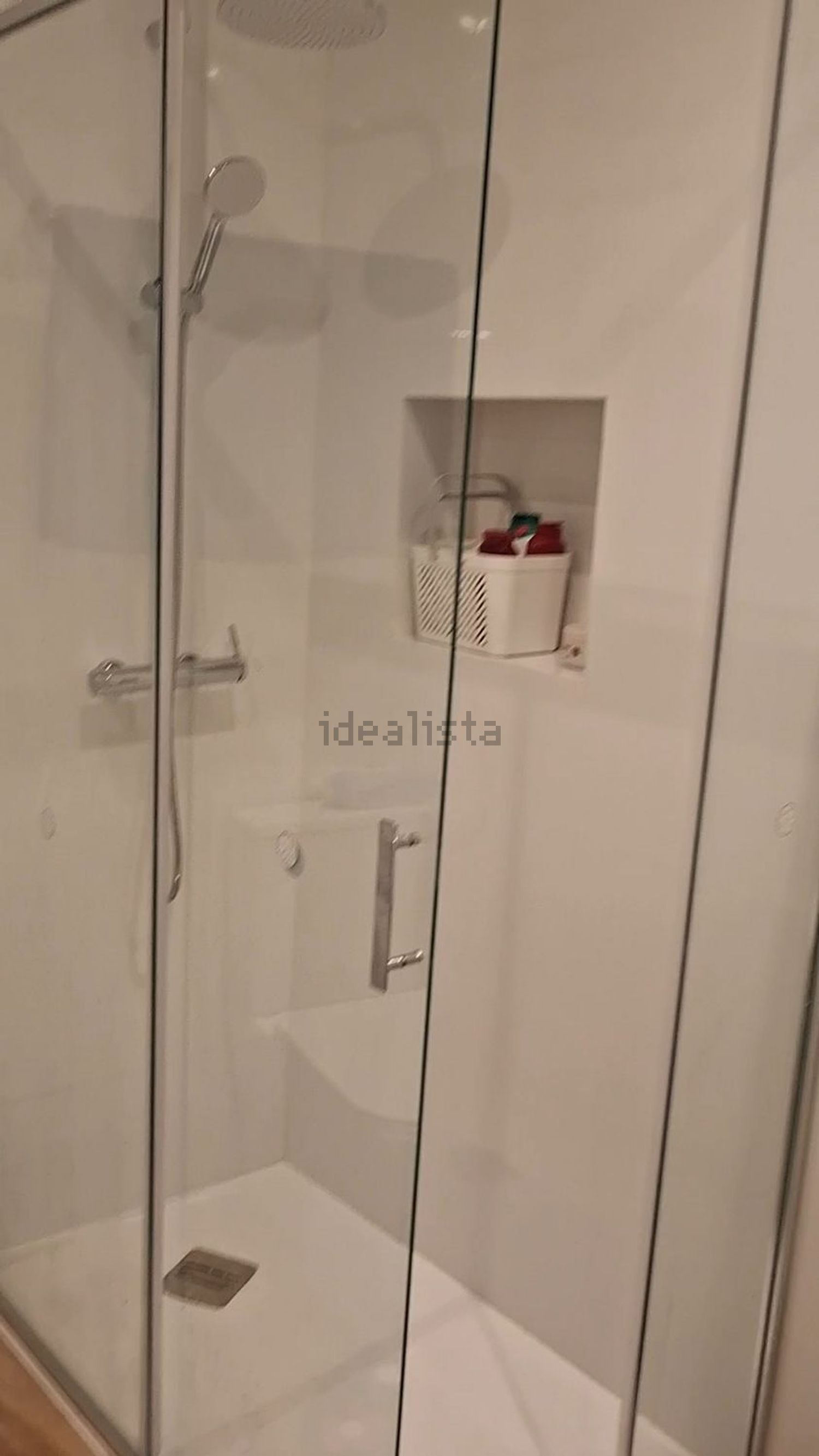 出租t0（单人公寓）在Avenida José Elias Garcia, 213 - 卫生间