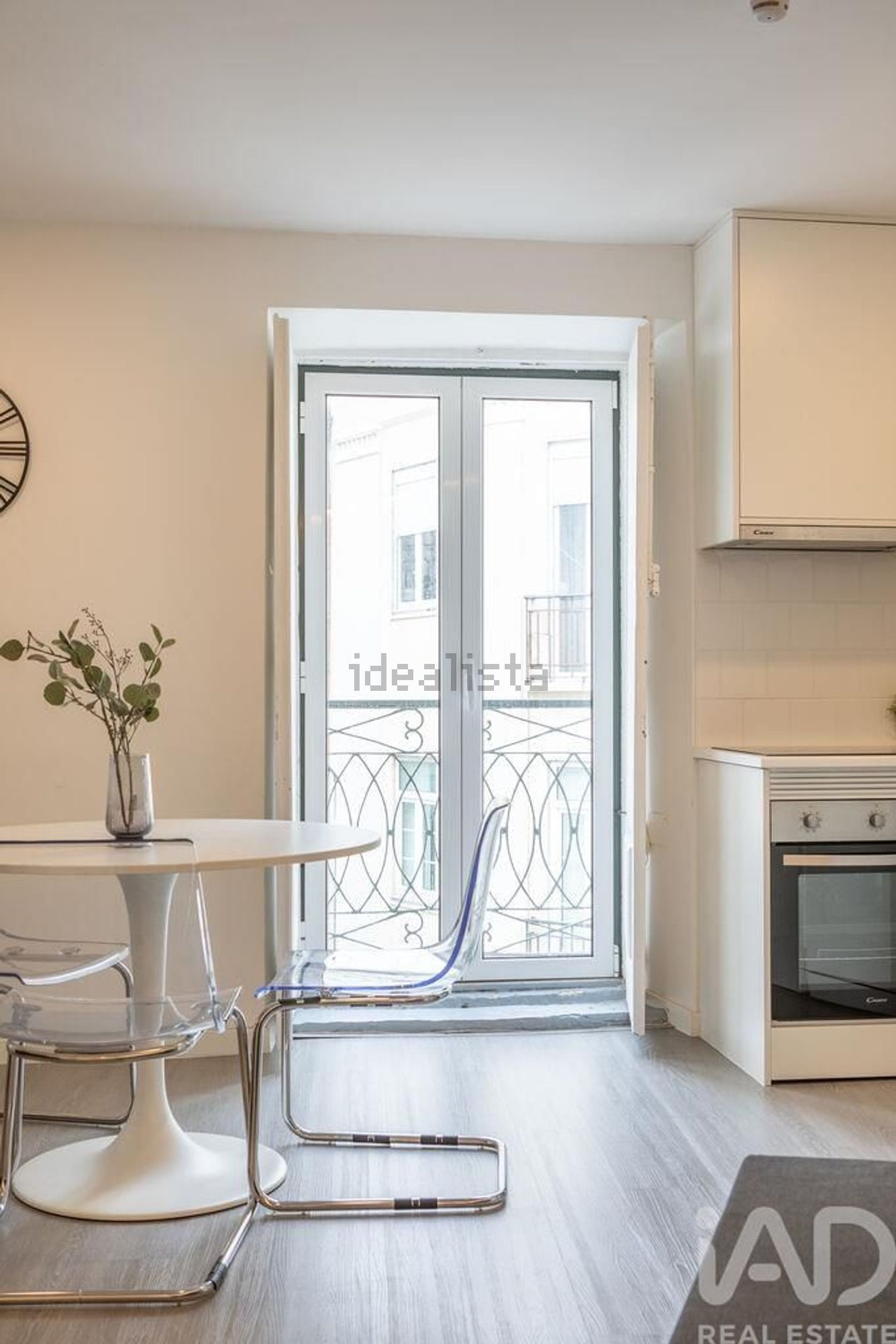 公寓 t1出售在Mouraria - Castelo - 厨房