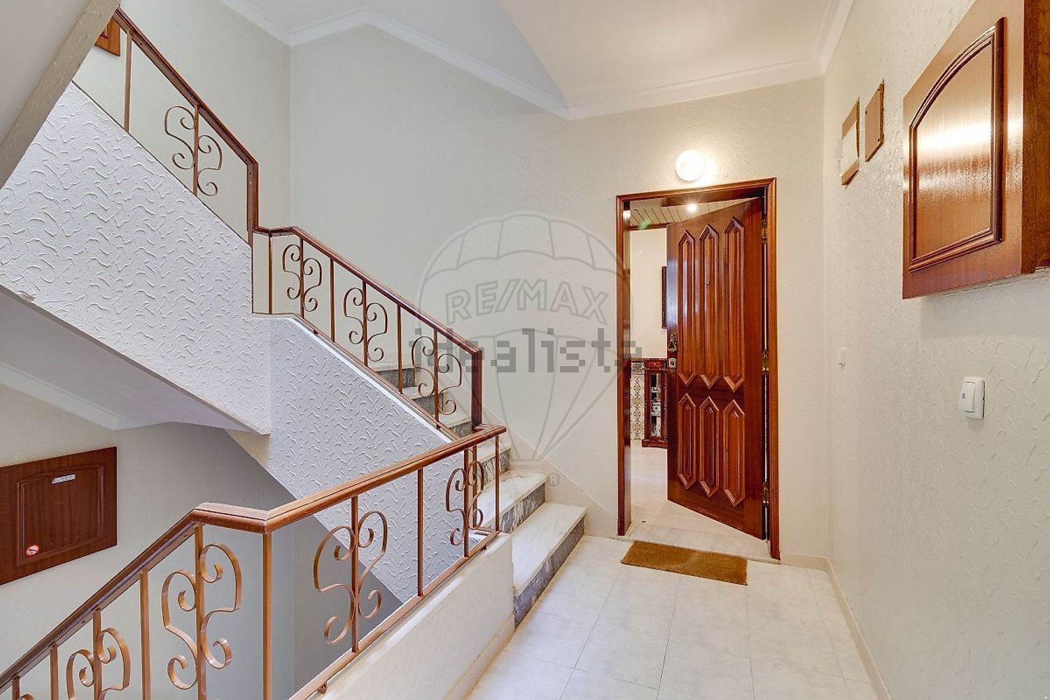 公寓 t3出售在Rua Luís de Camões - 详情