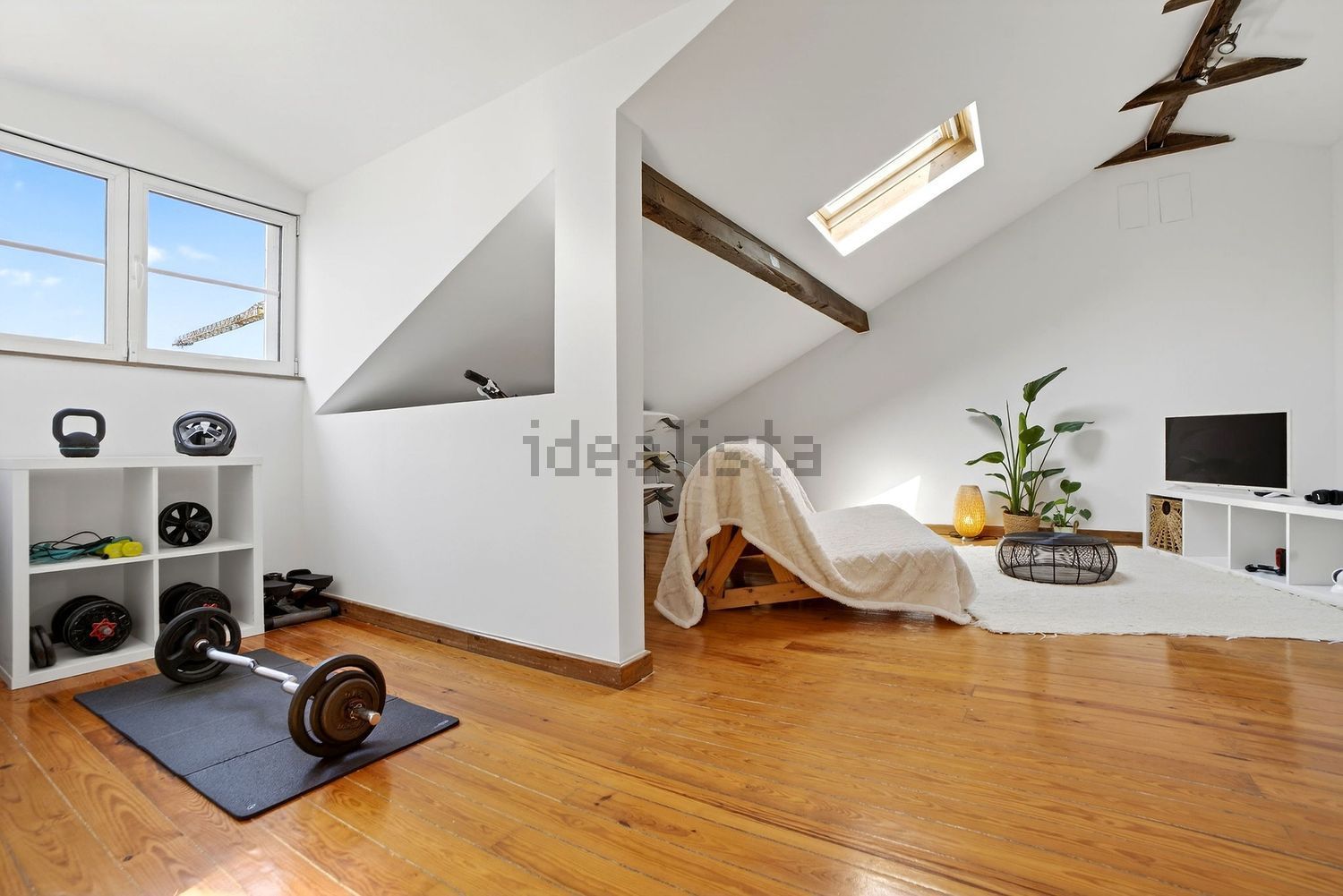 复式公寓出售在Rua Gilberto Rola - 居住