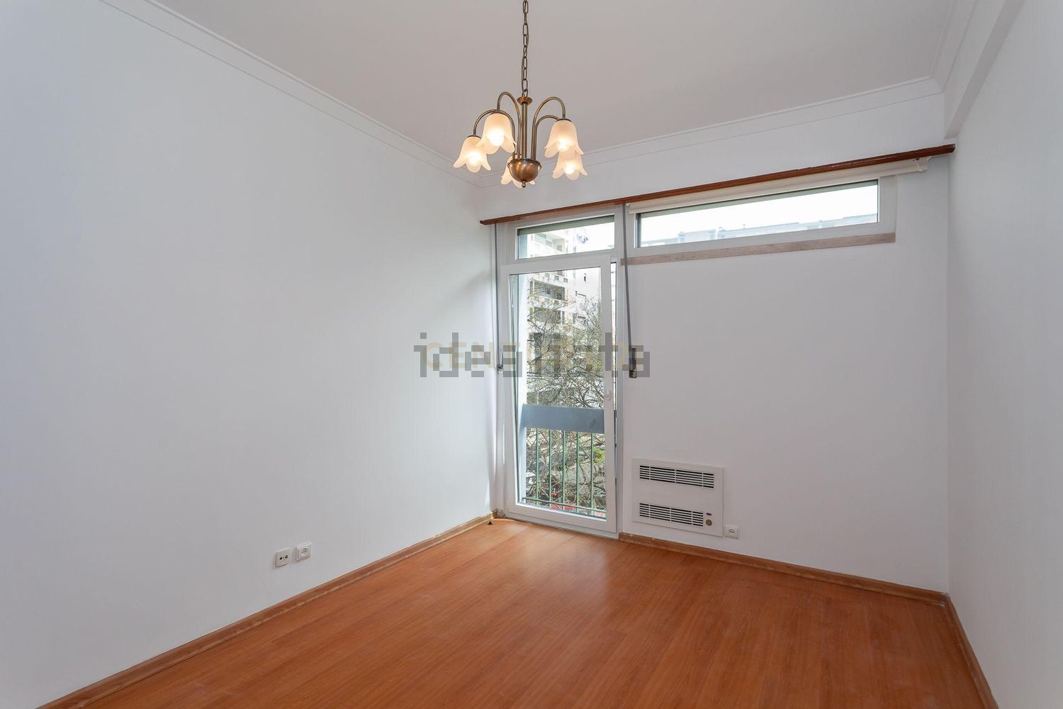 公寓 t3出售在Rua Capitão Tenente Oliveira e Carmo, 143 - 照片