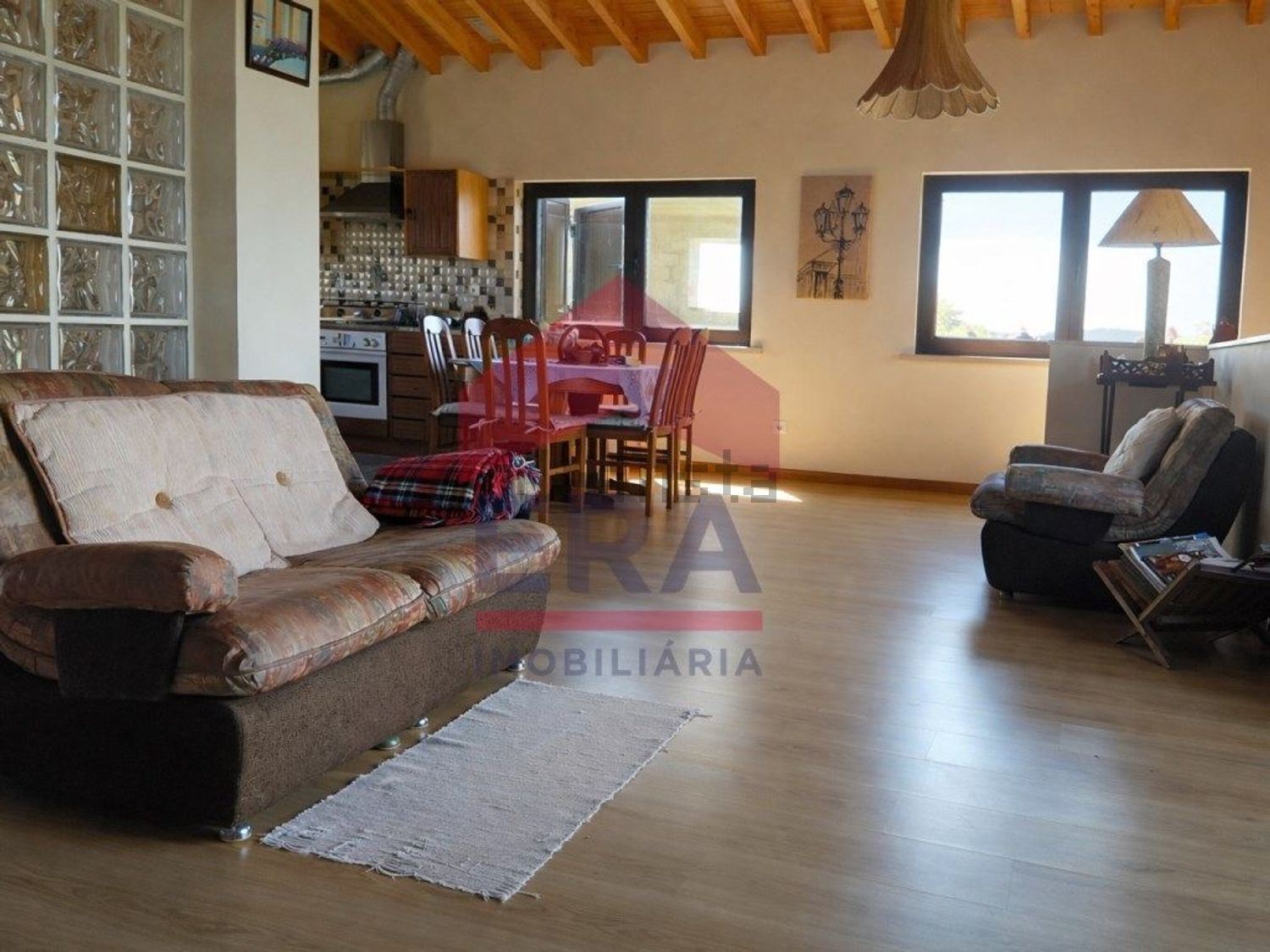 小楼房或独栋别墅出售在Rua da Bela Vista - 客厅