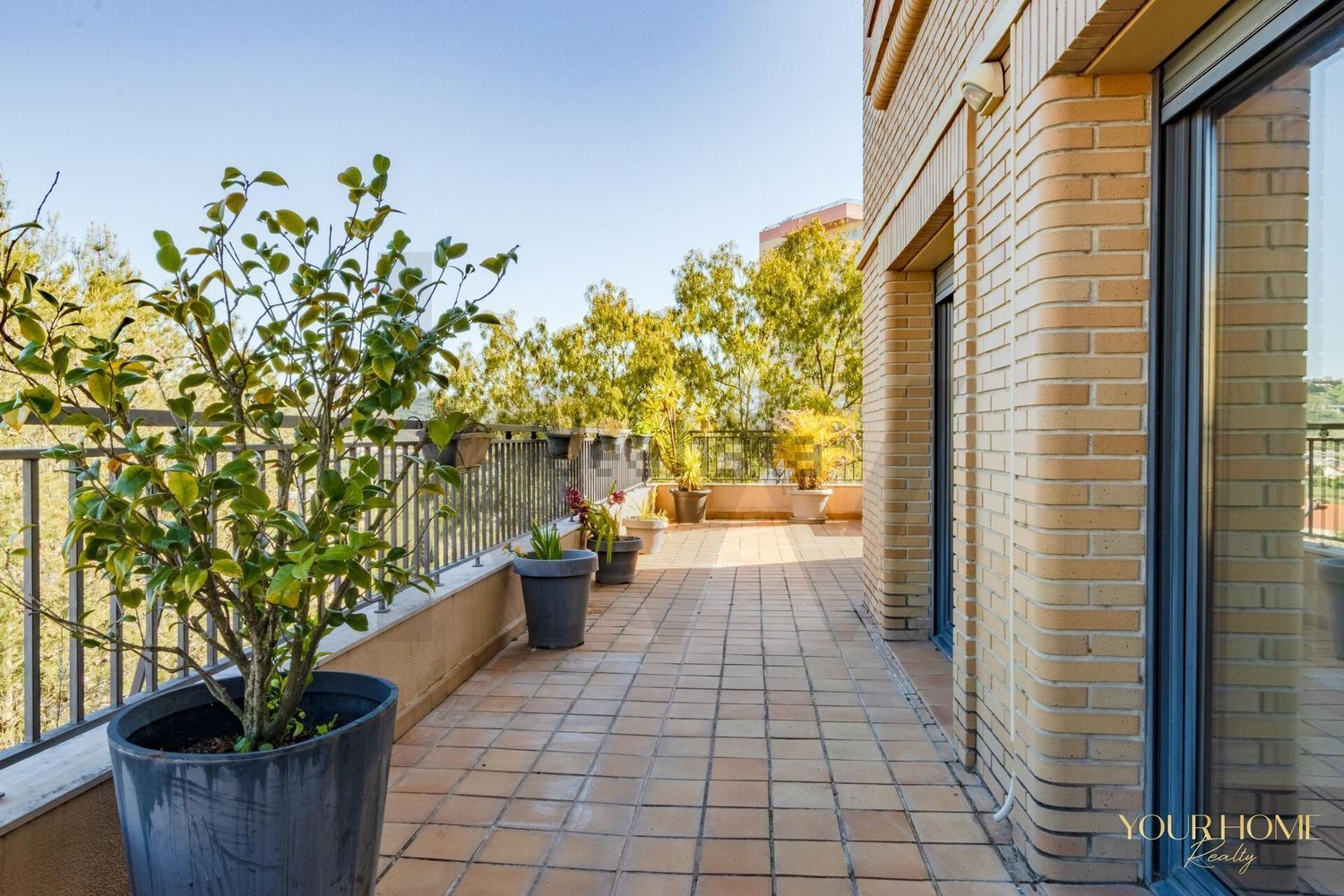 出租公寓 t3在Santo António dos Cavaleiros e Frielas - 阳台