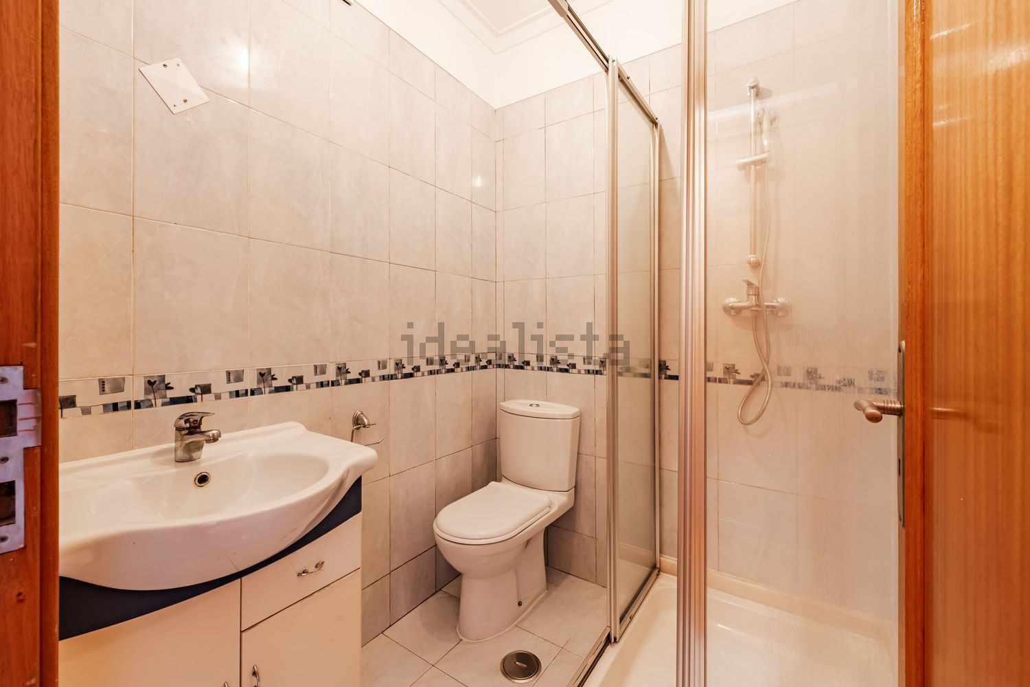 公寓 t3出售在Falagueira-Venda Nova - 卫生间