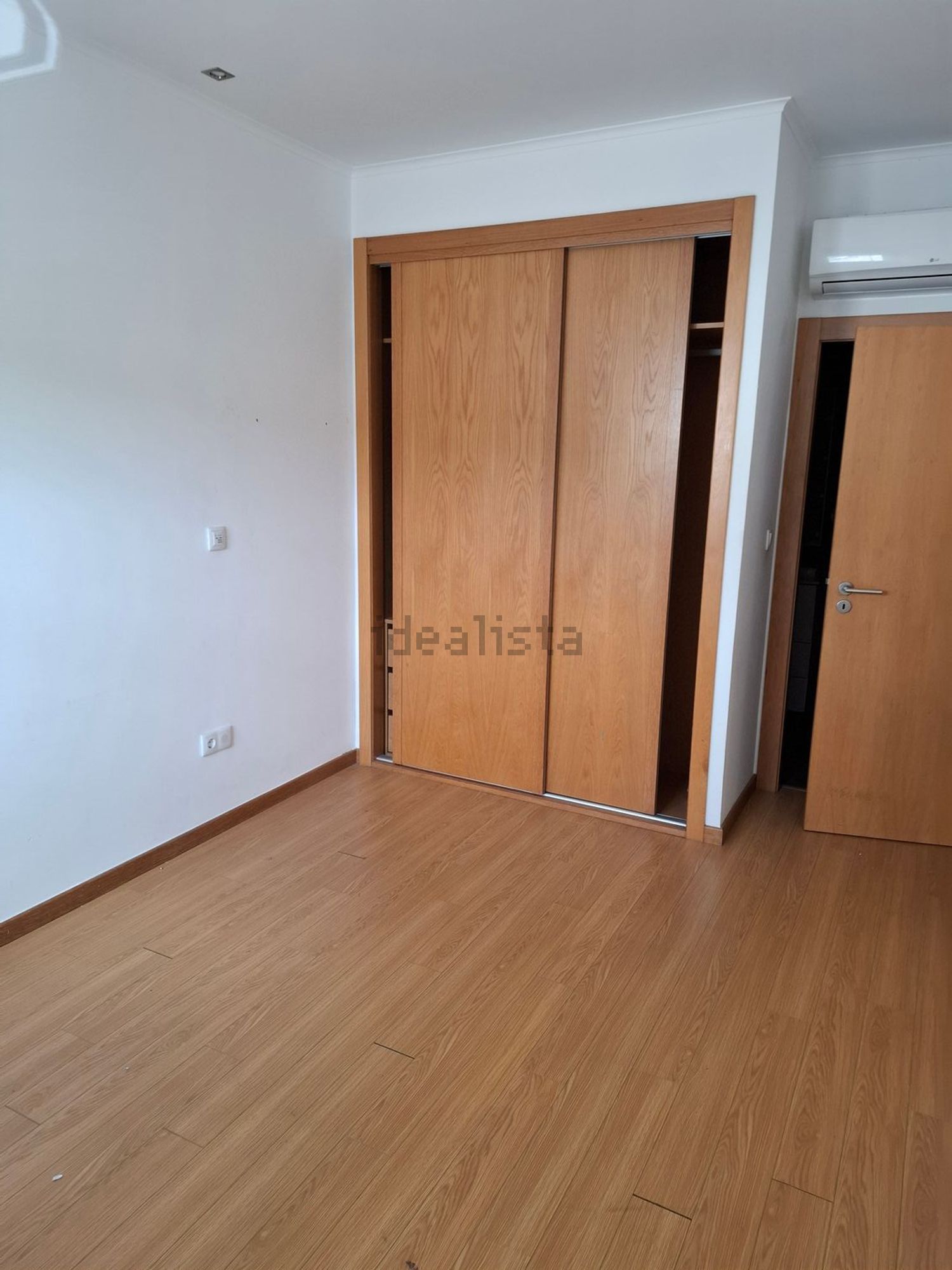 出租公寓 t3在Rua Amália Rodrigues, 23 - 卧室