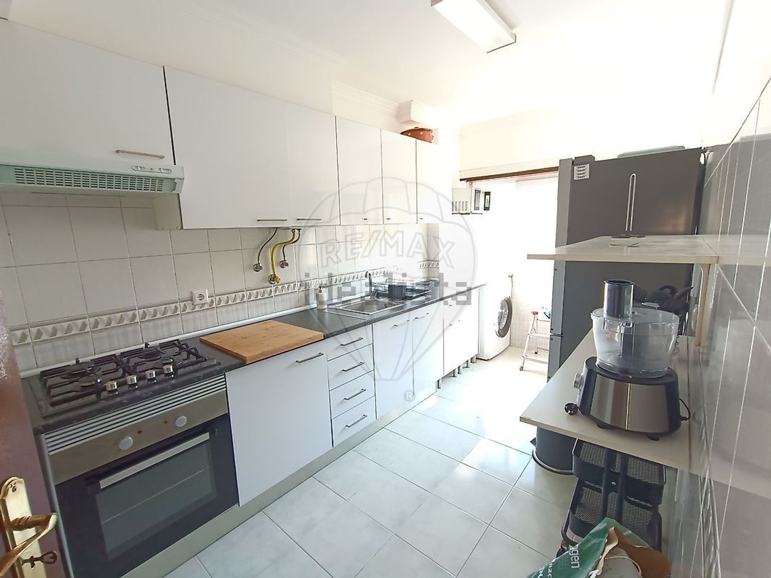 出租公寓 t2在Rua Bernardo Santareno - 厨房