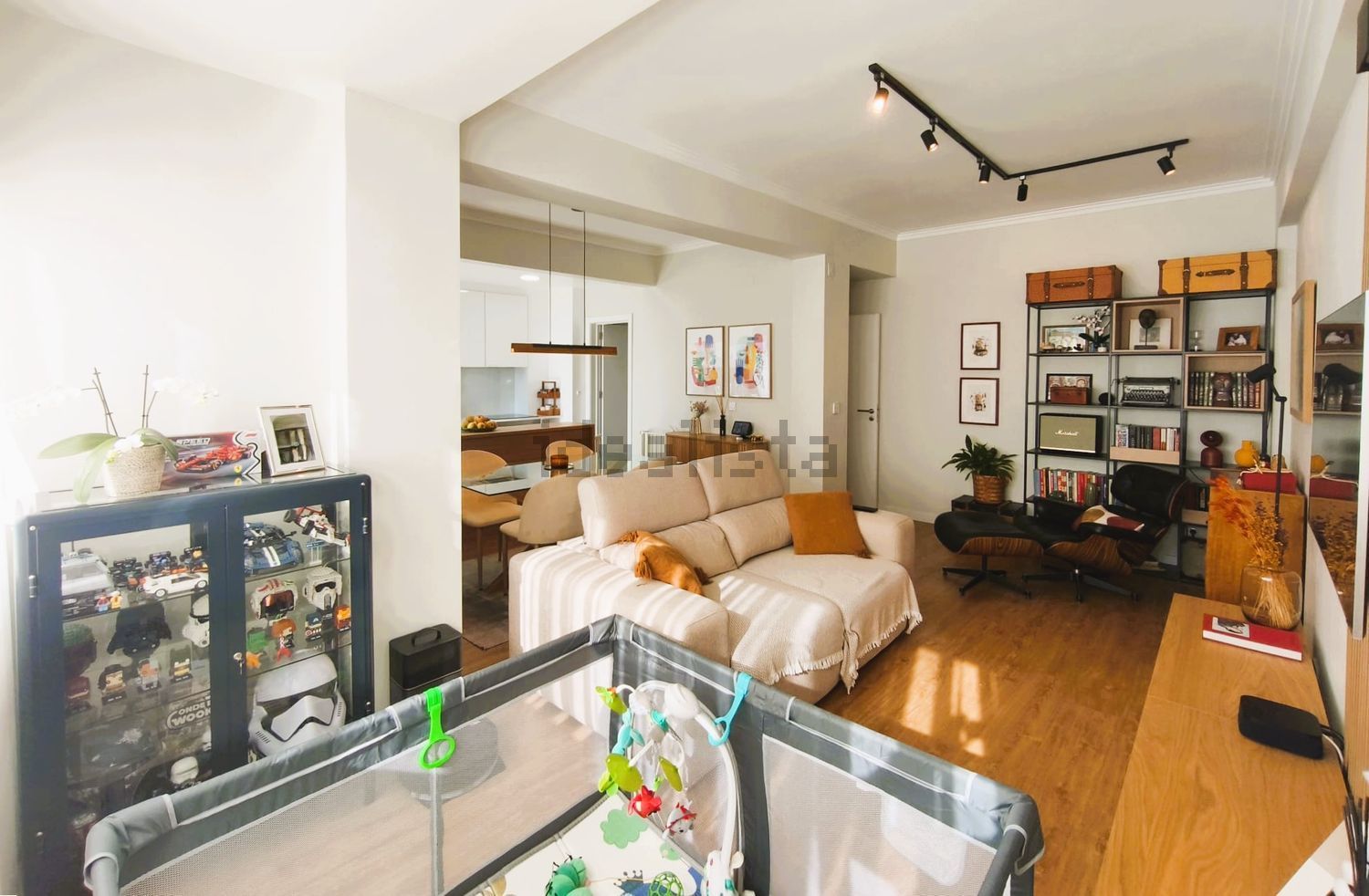 公寓 t2出售在Rua Almeida Garrett - 客厅