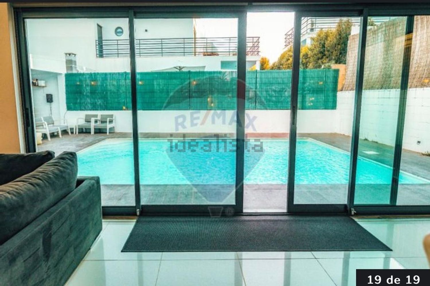 出租小楼房或独栋别墅在Rua Pêro Vaz de Caminha, 26 - 客厅