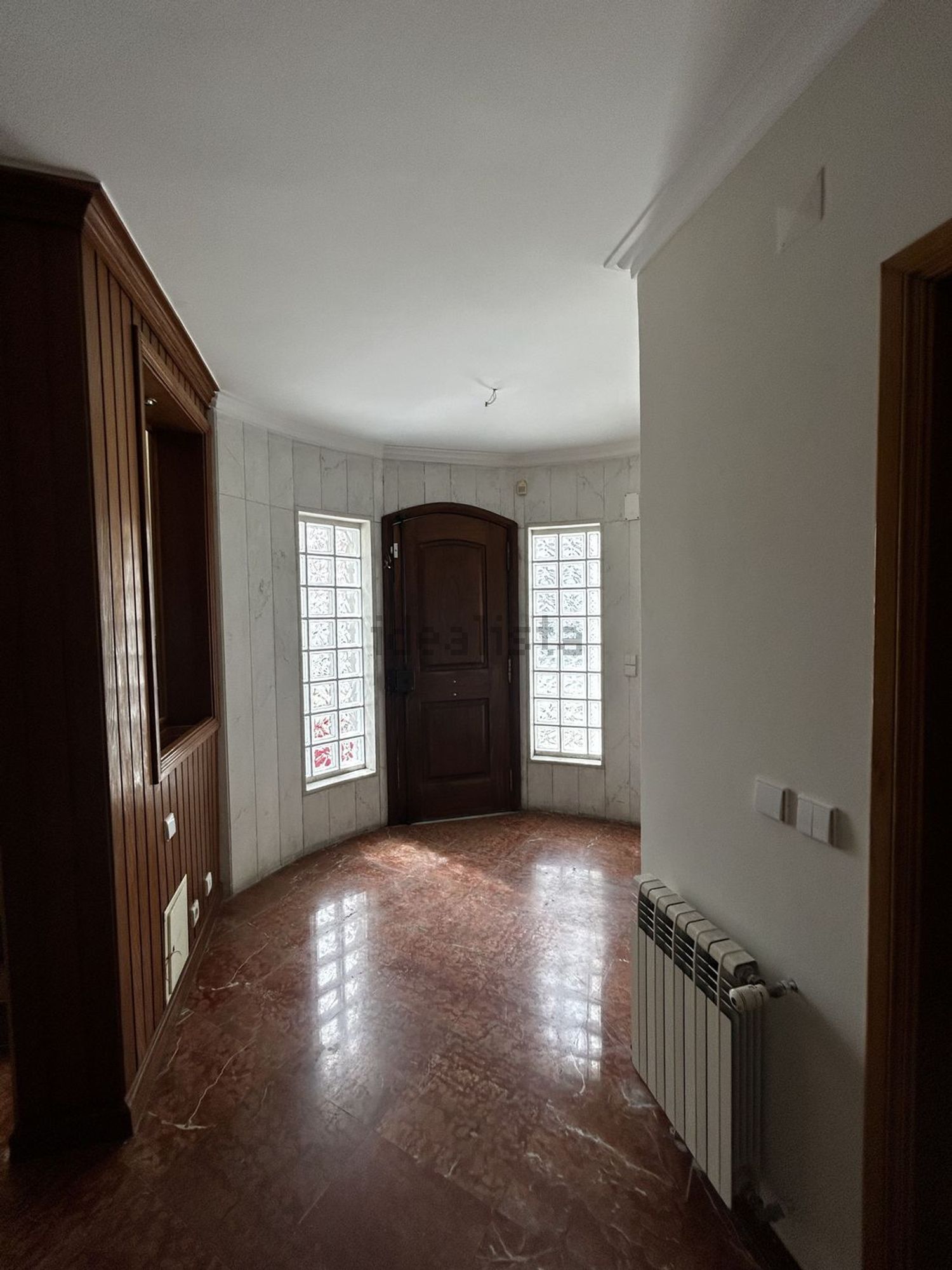 小楼房或独栋别墅出售在Rua dos Lusíadas, 6 - 前厅