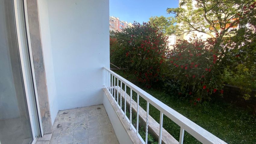 公寓 t3出售在Avenida Comandante Luís António da Silva