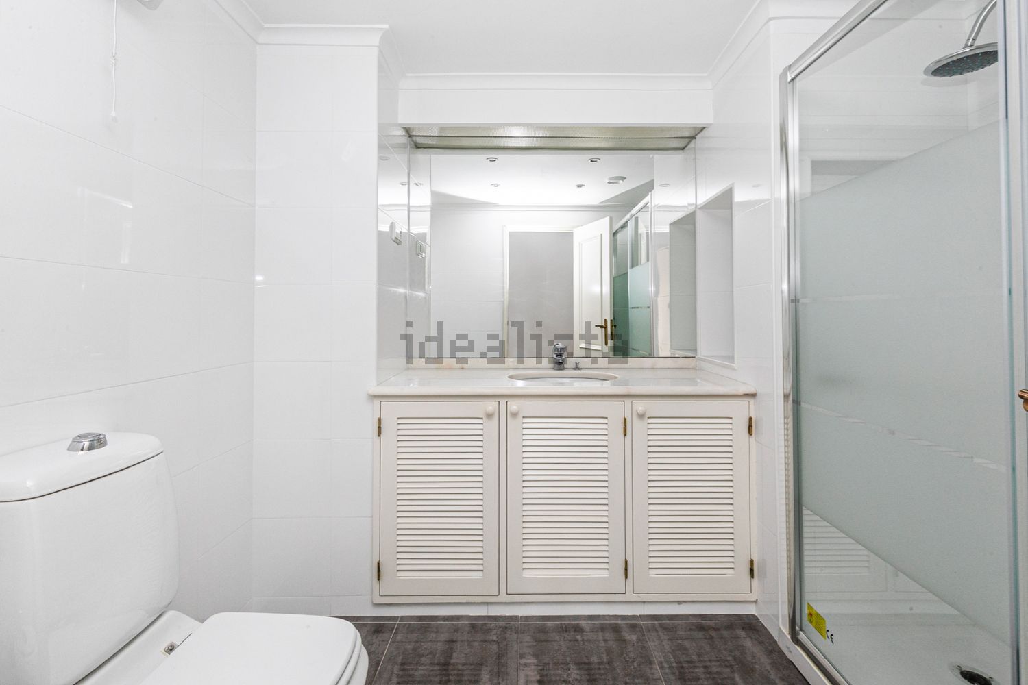 出租公寓 t4在Rua Major Neutel de Abreu - 卫生间