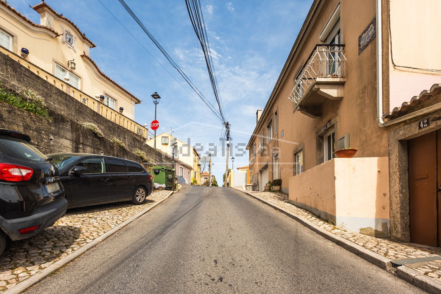 小楼房或独栋别墅出售在Rua Serpa Pinto s/n - 视线