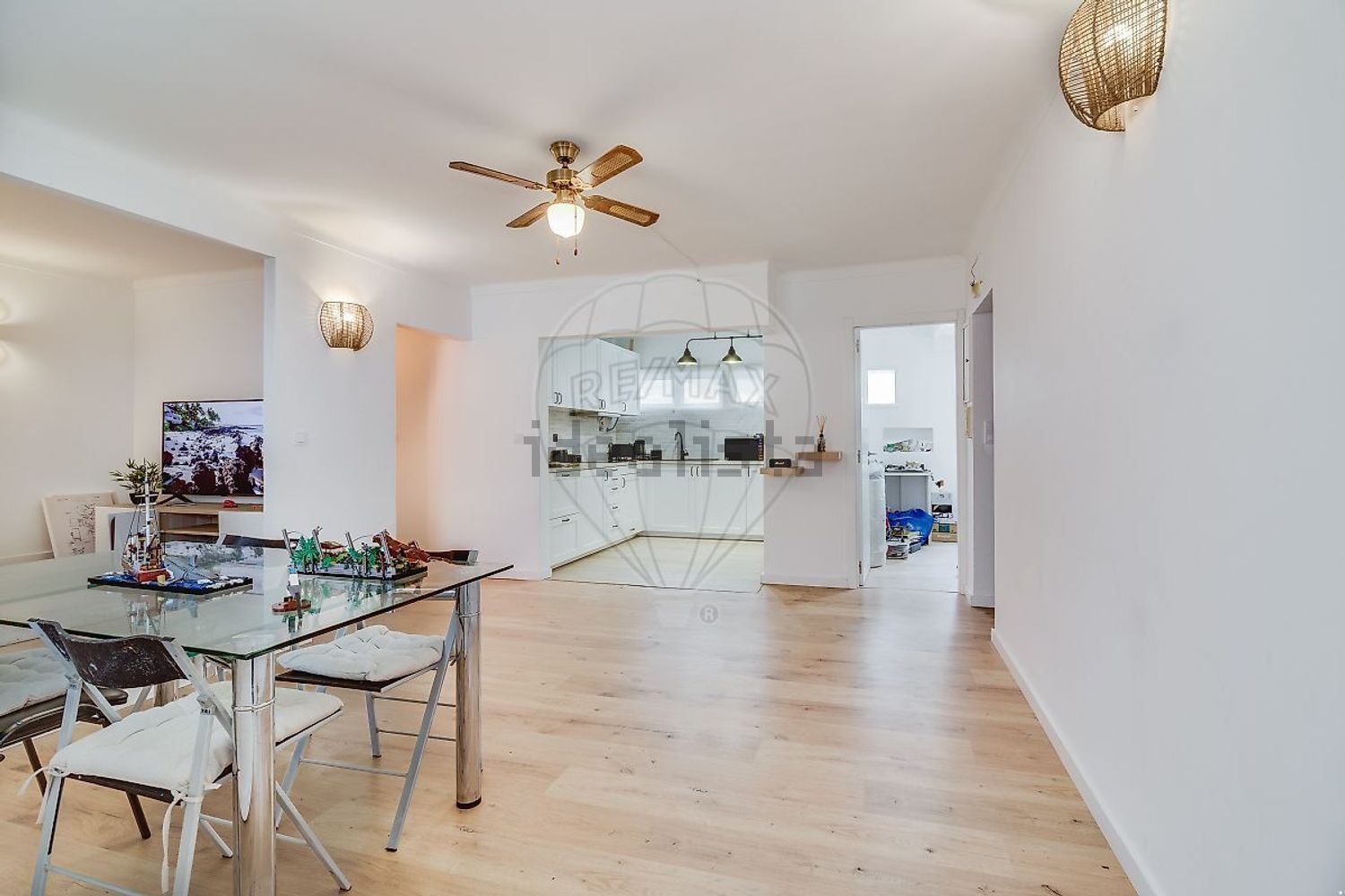 公寓 t3出售在Rua Vila de Farim - 客厅