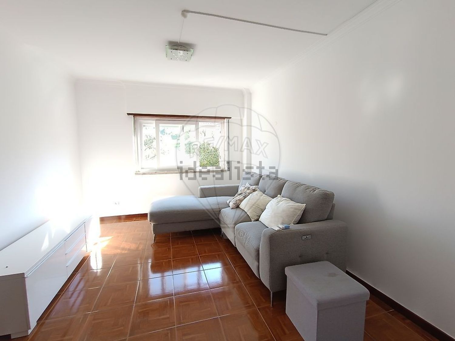 出租公寓 t2在Rua Bernardo Santareno - 客厅