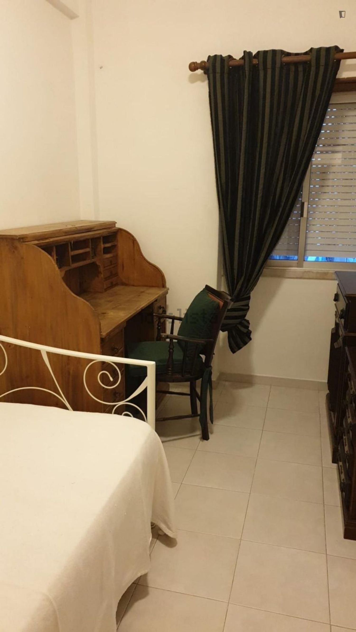 出租房间在Rua João Pinto Ribeiro - 客厅