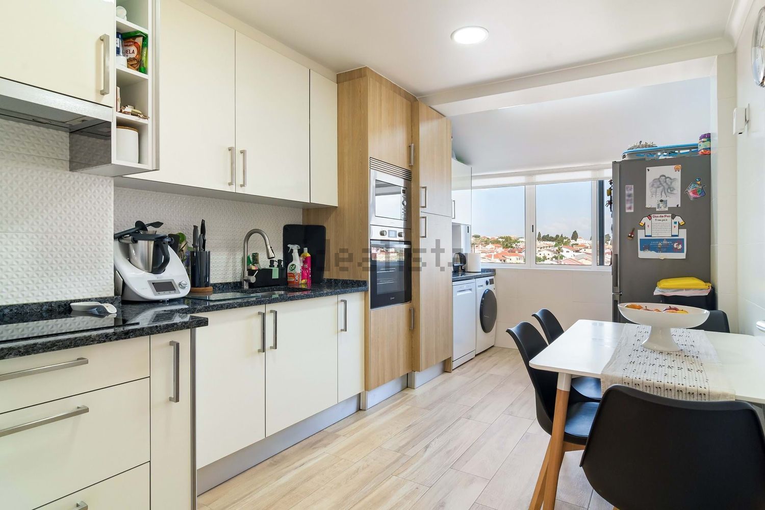 公寓 t2出售在Rua Benjamim Ribeiro, 90 b - 厨房