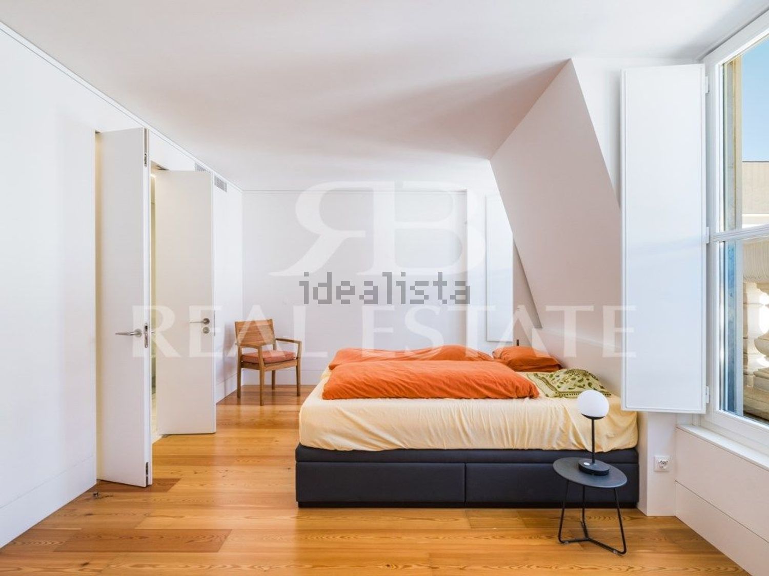 公寓 t3出售在Rua António Maria Cardoso, 11 - 卧室