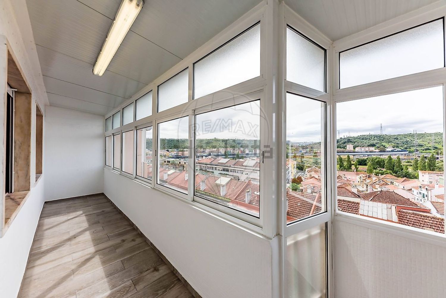 公寓 t2出售在Rua Almeida Garrett - 阳台