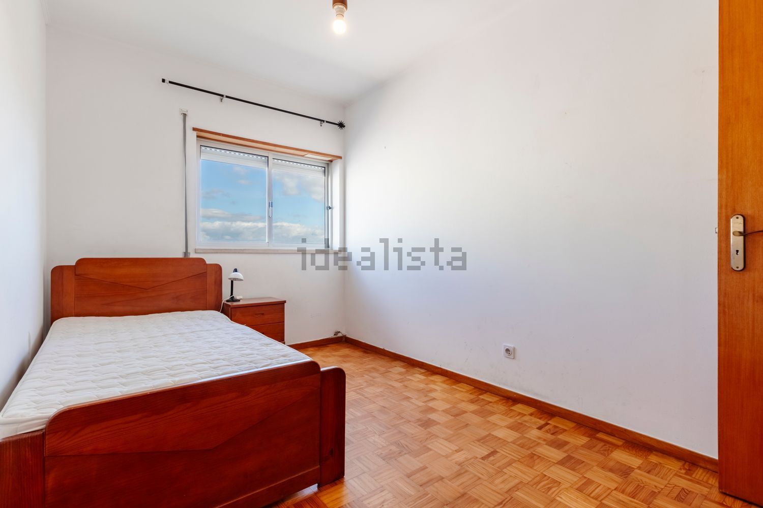 出租公寓 t2在Rua David Mourão Ferreira, 3 - 卧室